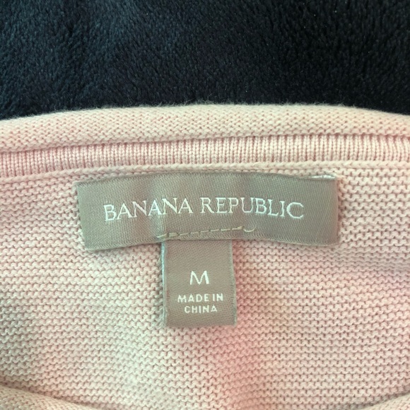 Banana Republic Pink Sweater - Picture 4 of 4